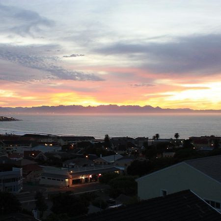 Villa Salop House Fish Hoek Exterior foto